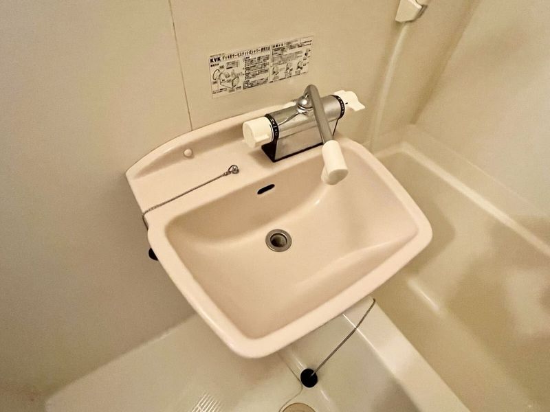 レオパレスアミティエ 洗面台