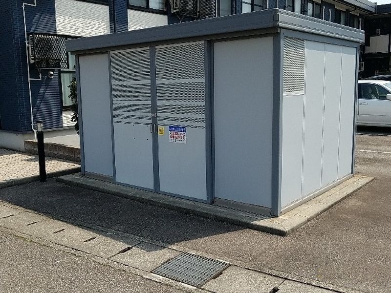 レオパレスファミーユ砺波 共用部分
