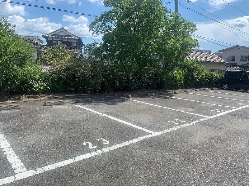 レオパレスＭＫ−Ⅱ 駐車場