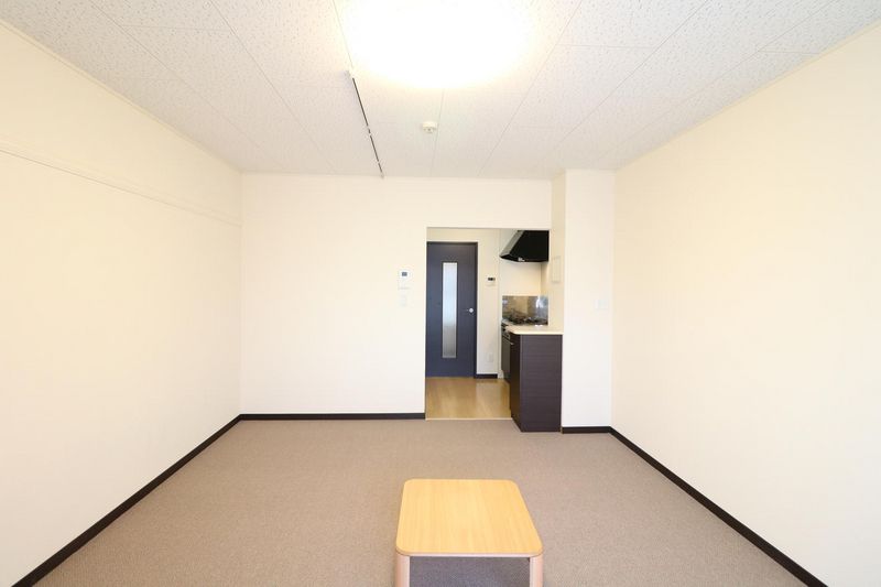 レオネクストイン園部 居間