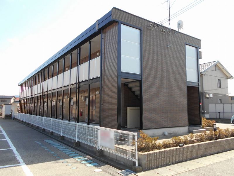 レオパレスフレンドハイツ 外観