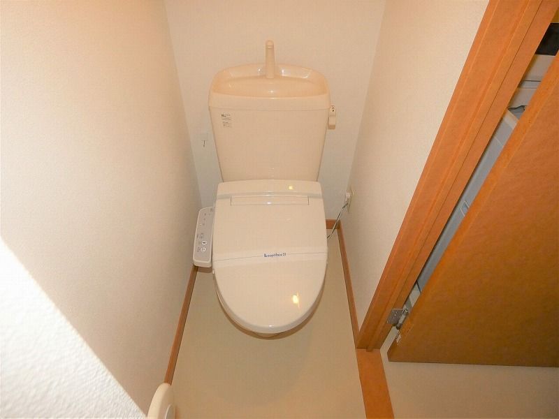 レオパレスサザンウィンド トイレ