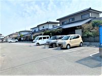 レオネクストＴａｋａｇｉｓｅ 駐車場