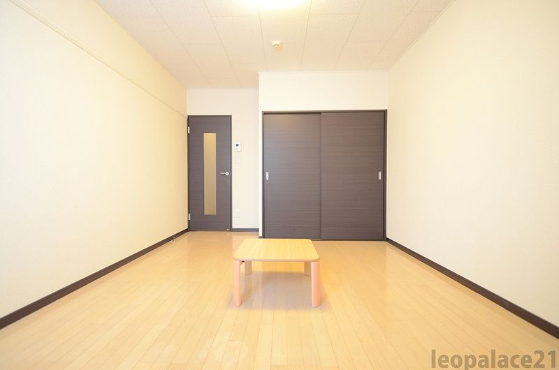 レオネクスト喜多荘２ 居間