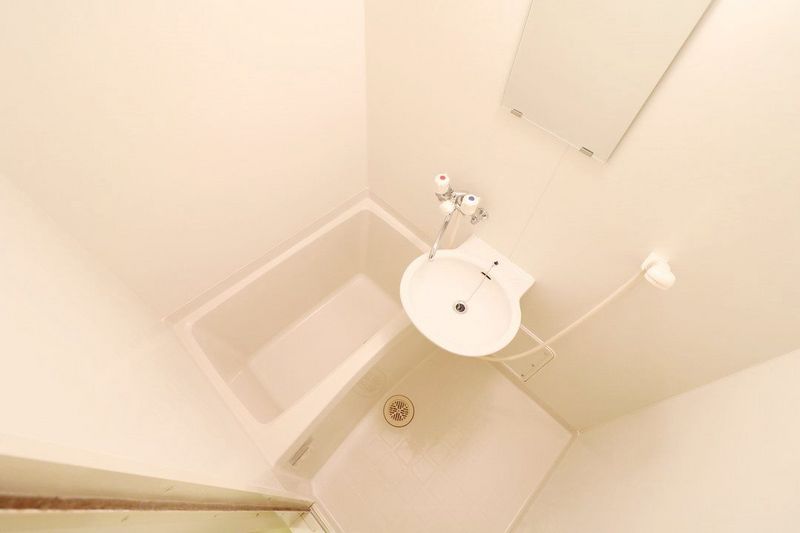 レオパレスロフト 風呂
