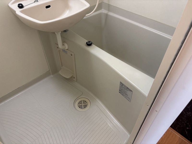 レオパレスこかげ 風呂