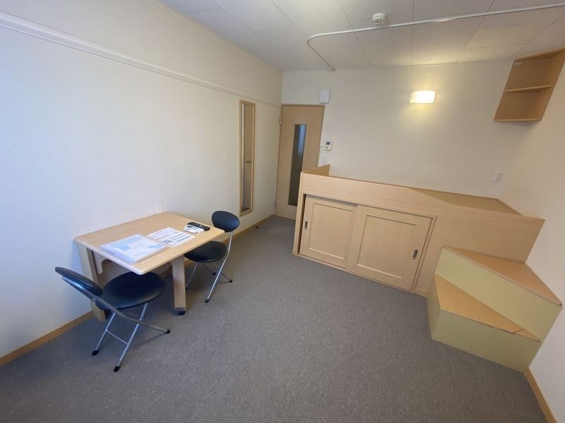 LEONEXT Moto Ueda East Living room