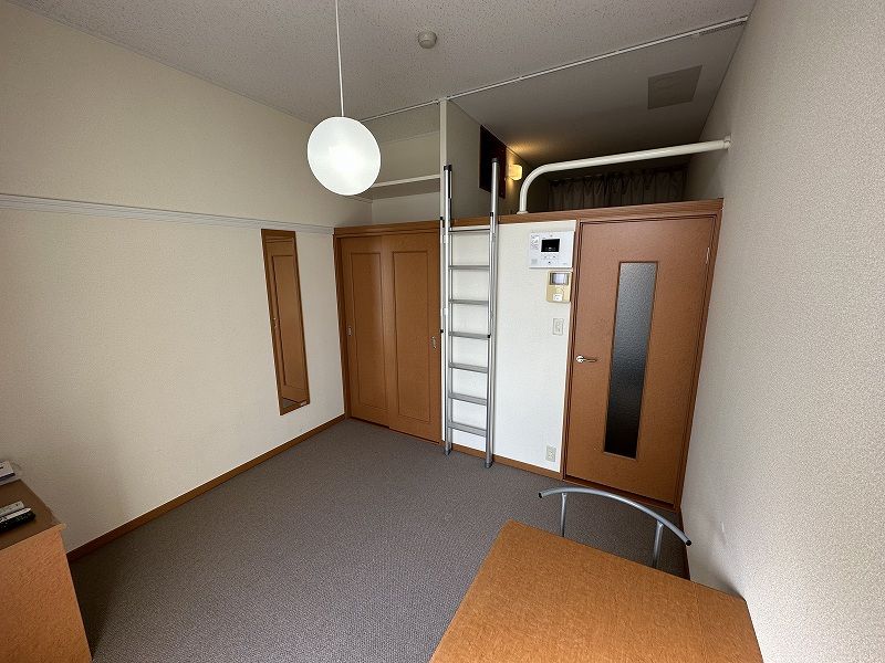 レオパレスソレイユ 寝室
