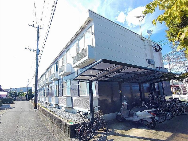 レオパレスプリマヴェーラ 外観