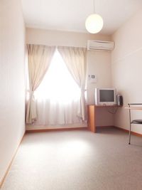 レオパレスアスナロ 居間