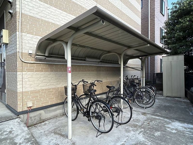 レオパレスクレール岸町 共用部分
