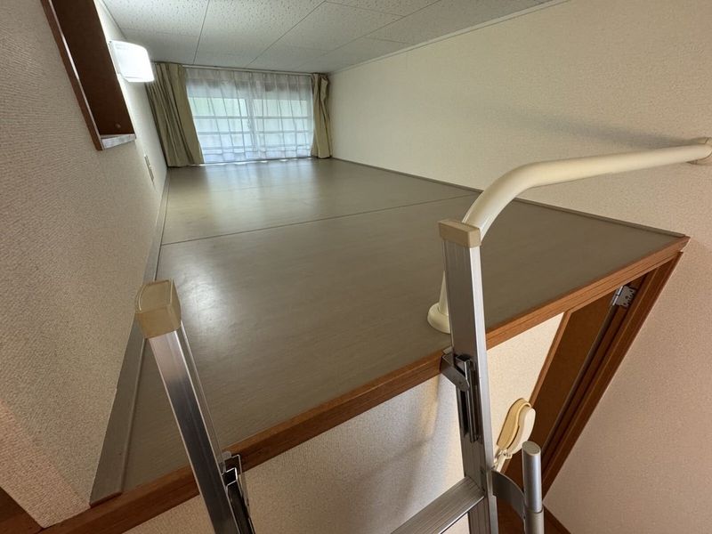 レオパレスフロンティア その他