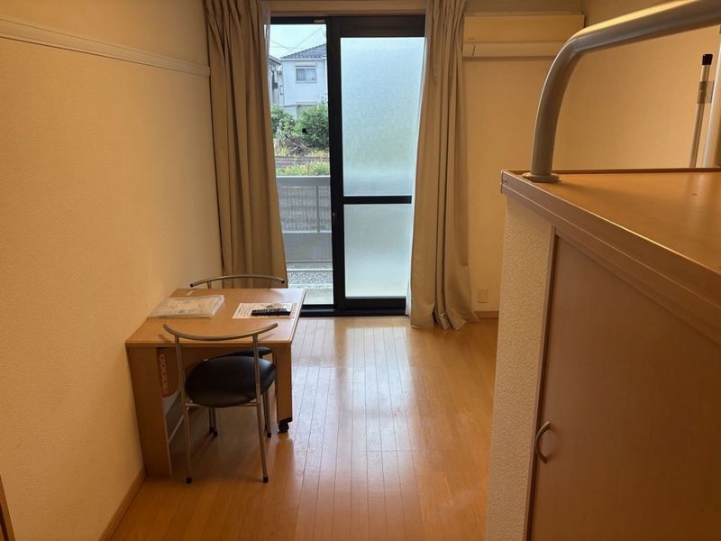 レオパレスブラウンハウス 居間