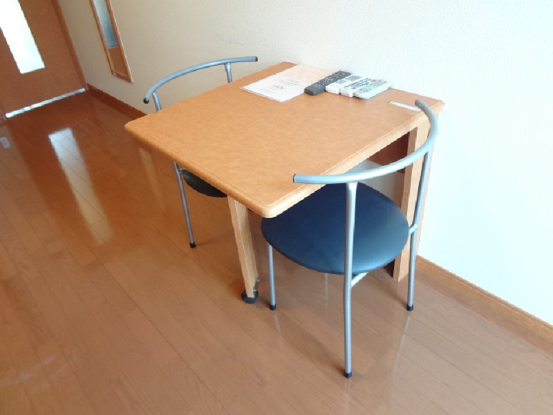 レオパレスポートリーファームⅡ 収納