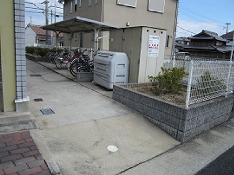 レオパレスＦＵＪＩＷＡＲＡ その他