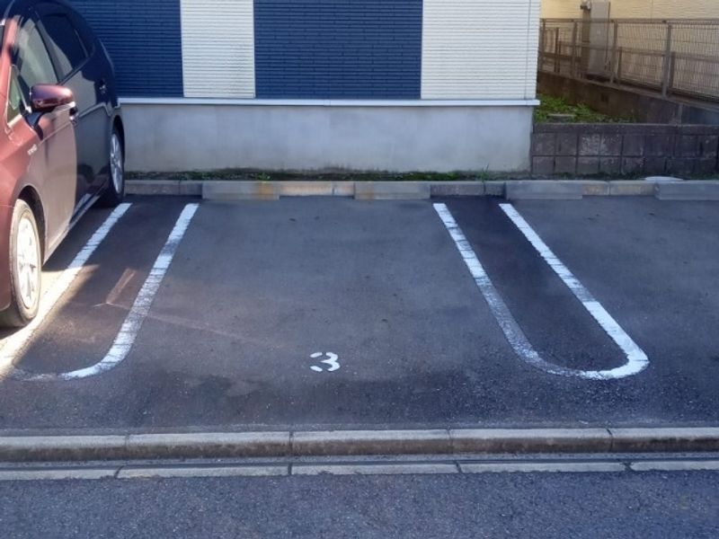 レオネクストエスパシオⅣ 駐車場
