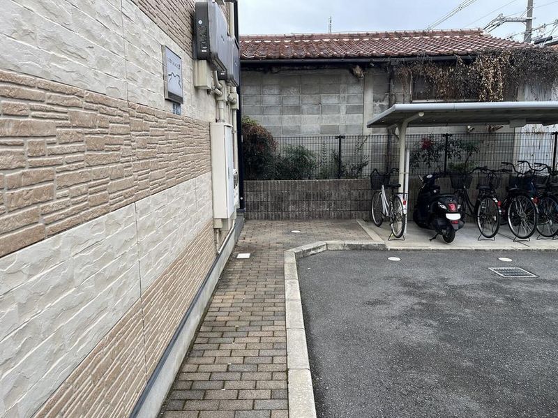 leopalace ANNEX EST 入口