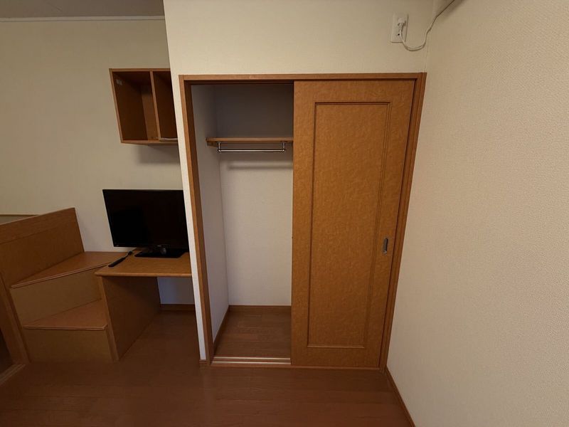 レオパレス池州町 収納