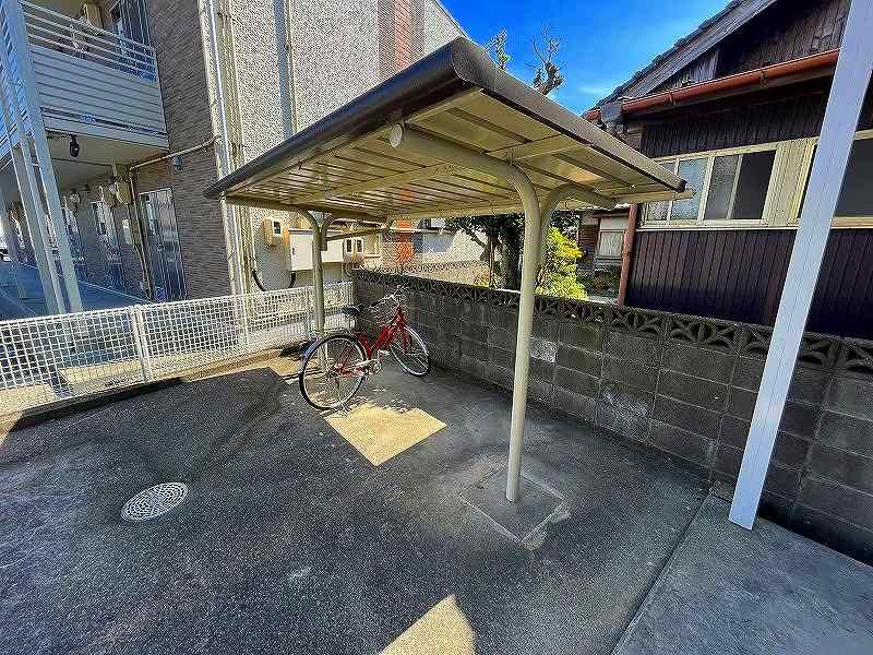 レオパレスシェモア長府 共用部分