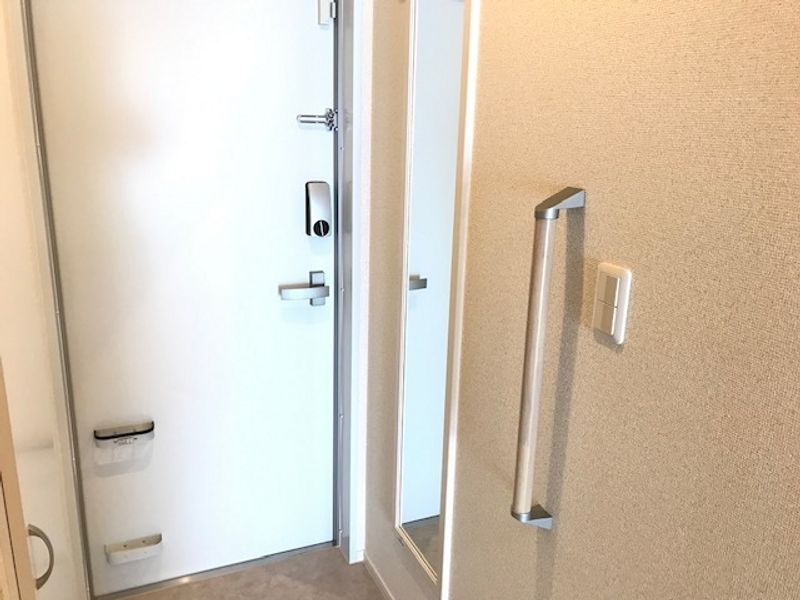 クレイノＨＡＮＡ 玄関