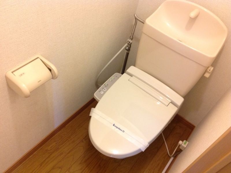 レオパレスＭＡＫＩ トイレ