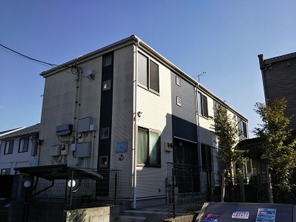 Bên ngoài LEONEXT Hackberry