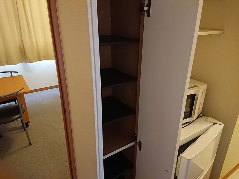 レオパレスアルファコート 収納