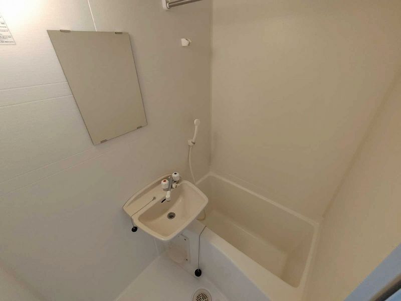 leopalace Green Oasis Bathroom