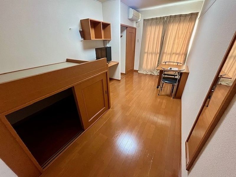 レオパレスなのはな 居間
