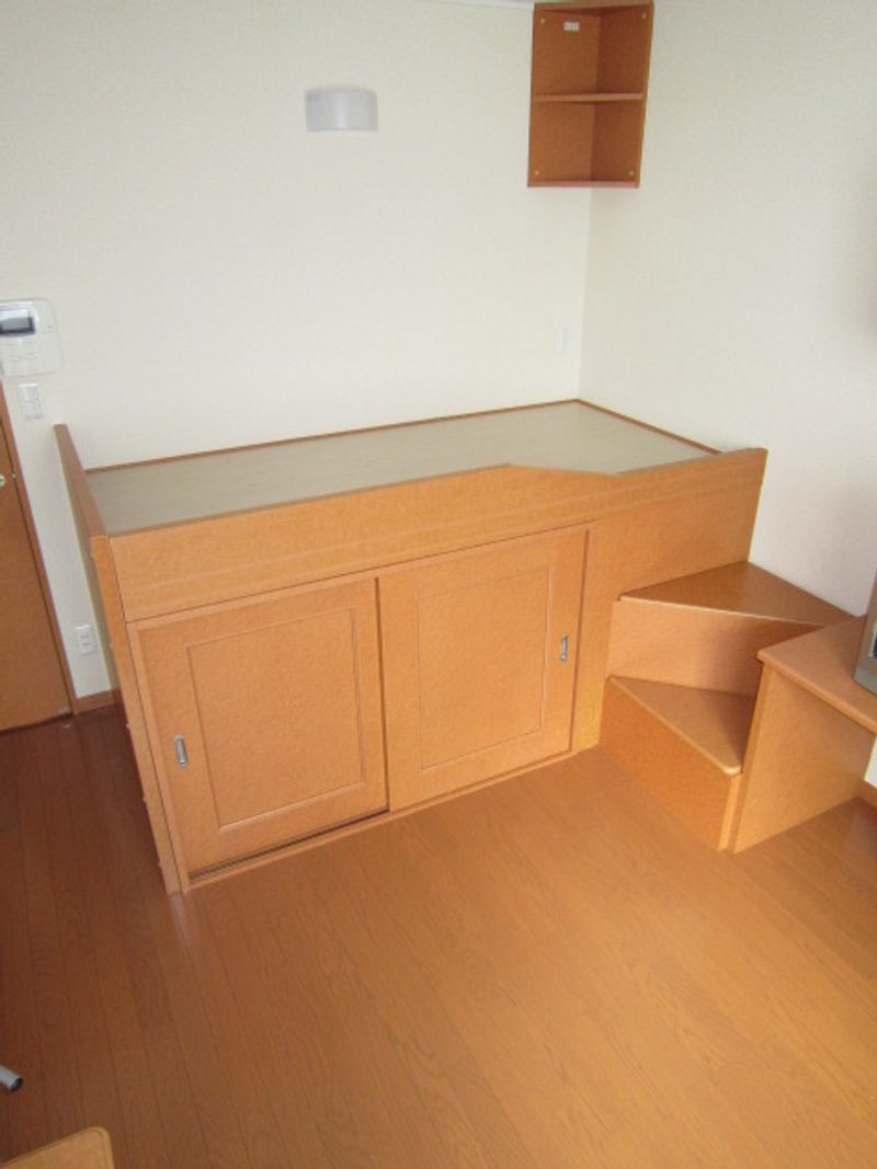 レオパレスサンシャインⅡ 収納