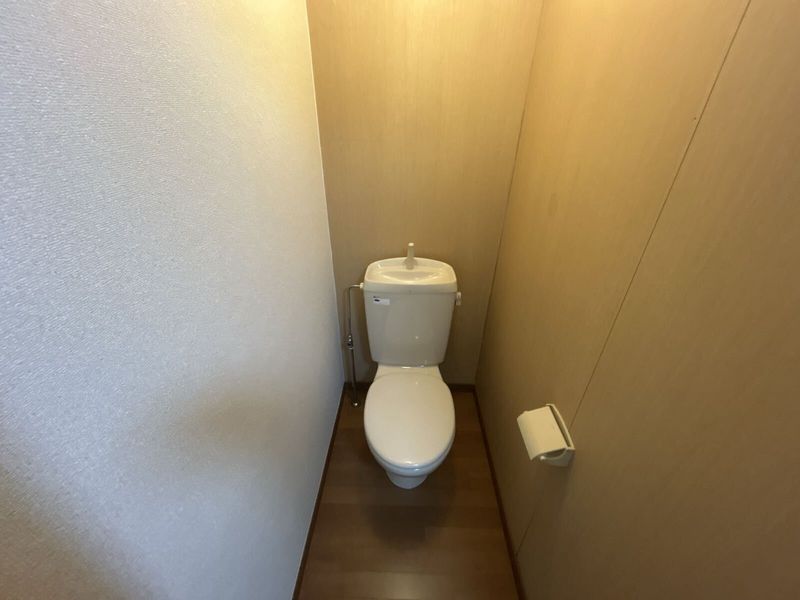 レオパレスひたち野 トイレ