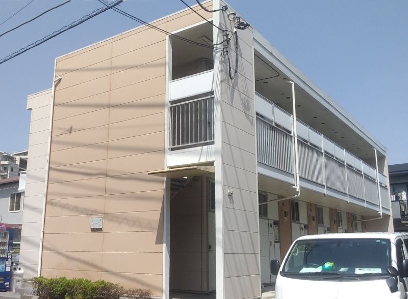 レオパレスセレスティア 外観