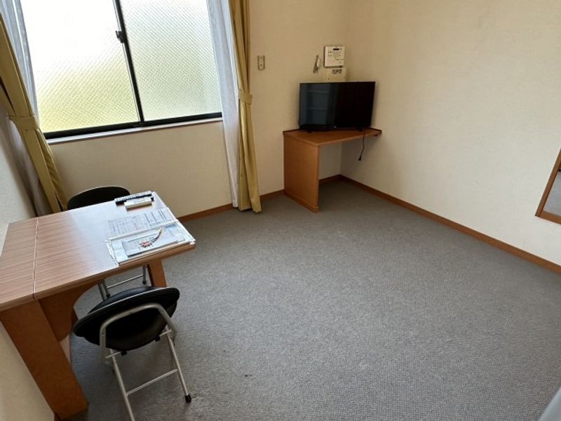 レオパレスポーラーベア 寝室