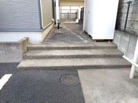 レオパレス王子台　参番館 エントランス