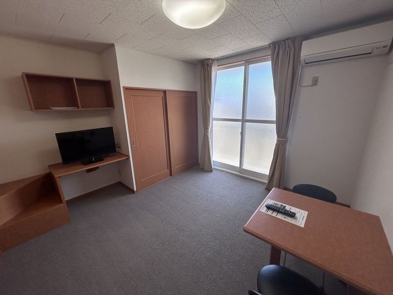 レオパレス川添Ⅱ 居間