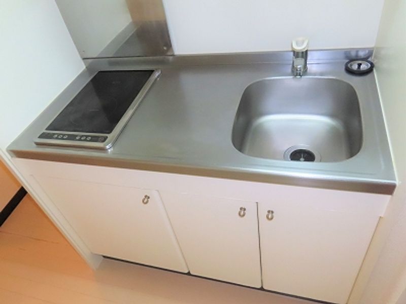 LEONEXT Orange Hills Kitchen