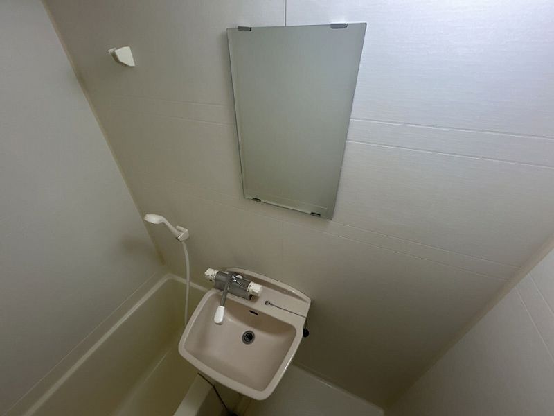 レオパレスエスポワール 洗面台