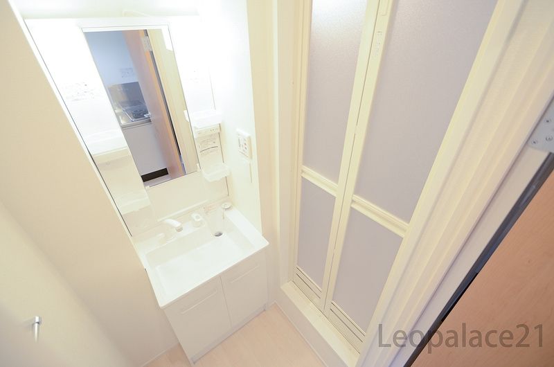 クレイノウィステリア 洗面所