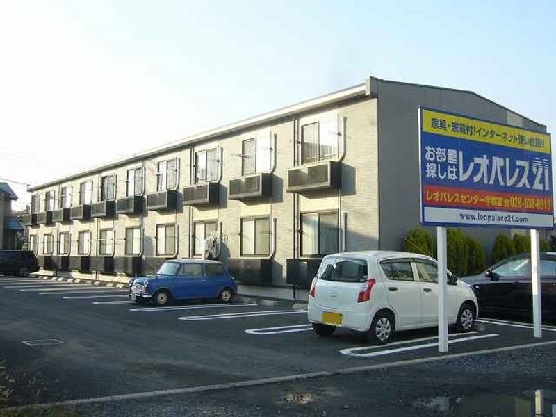 レオパレスグランロッシュ 外観