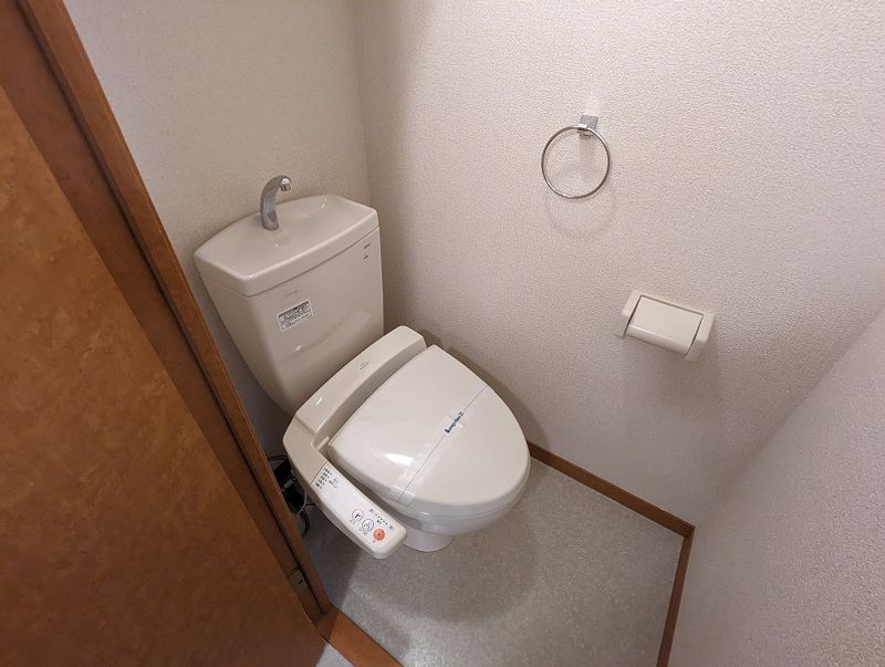 レオパレス中央 トイレ