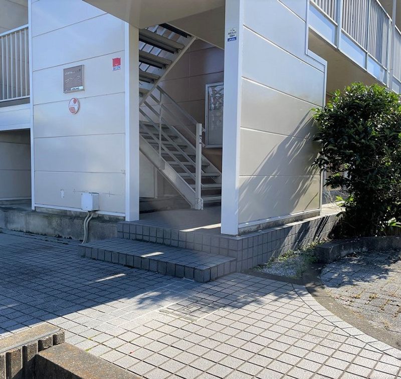 レオパレス沼南Ⅲ エントランス
