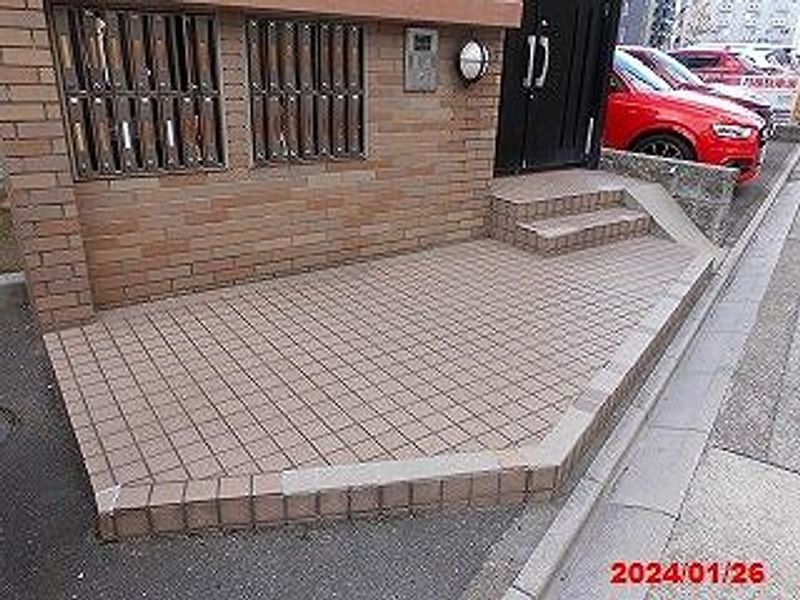 レオパレスサクセスファクター エントランス