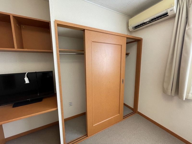 レオパレスディアタウンＣ 収納