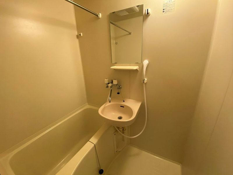 レオパレスボニータドイス 風呂