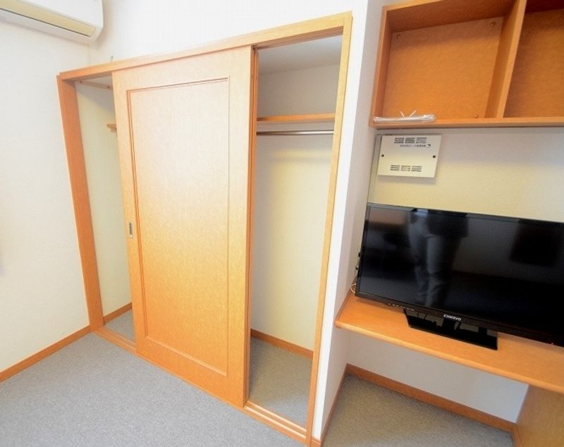 レオパレス内山 収納