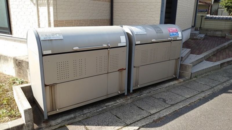 レオパレス長通川 共用部分