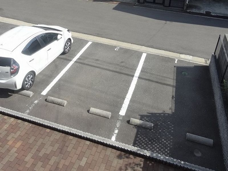 レオパレスラルマン　福岡町 駐車場