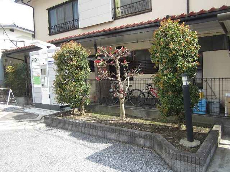 レオパレスコンドミニアム西原 庭