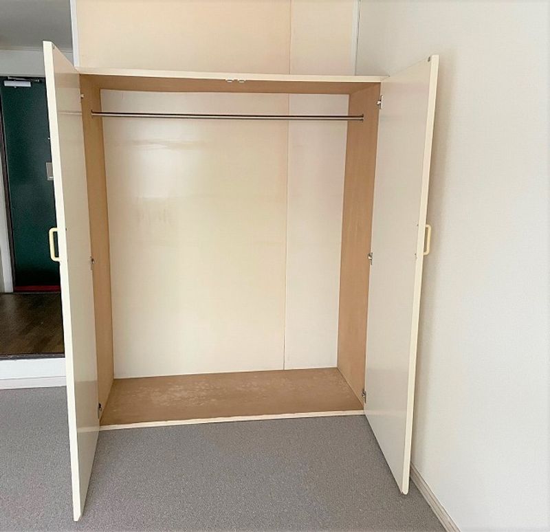 レオパレスプレステージ 収納