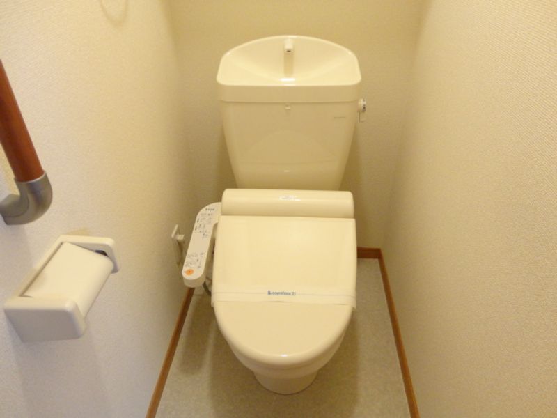 レオパレスアカシ トイレ